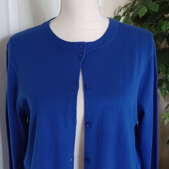 LIKE NEW!  J. Crew Royal Blue Button Front "Caryn" Cardigan Size Large - Picture 4 of 9